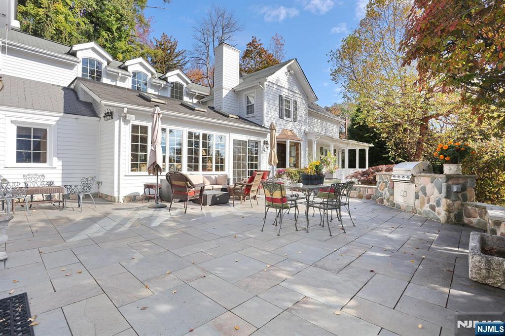 20 Spring Valley Road Montvale, NJ 07645 - Photo 25 of 33