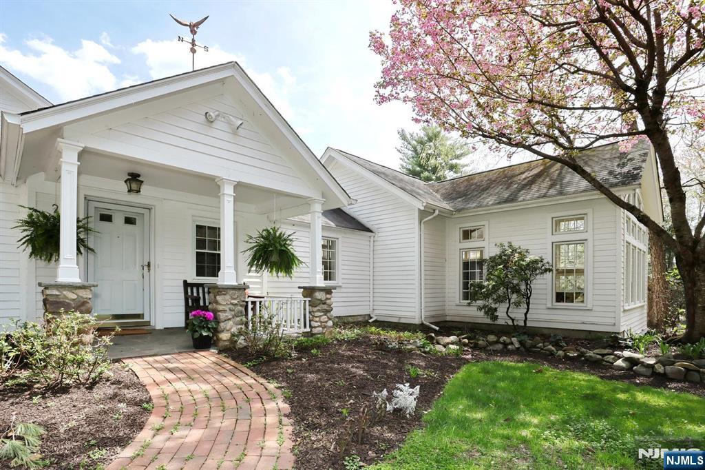 20 Spring Valley Road Montvale, NJ 07645 - Photo 28 of 33