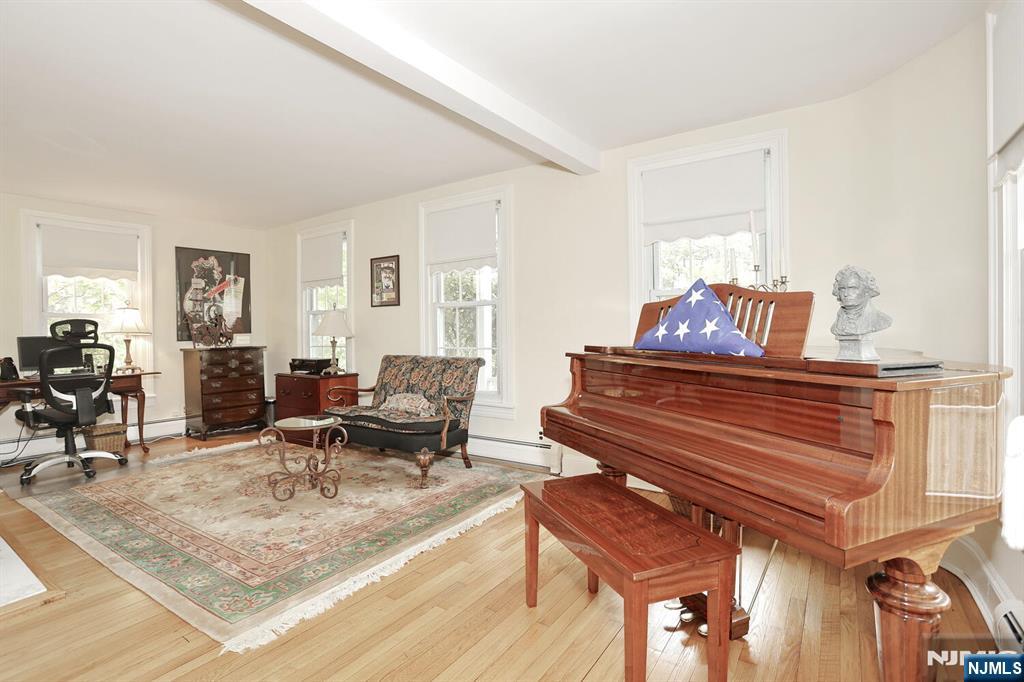 20 Spring Valley Road Montvale, NJ 07645 - Photo 7 of 33