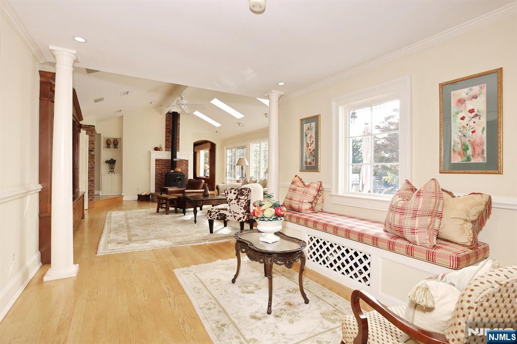 20 Spring Valley Road Montvale, NJ 07645 - Photo 10 of 33