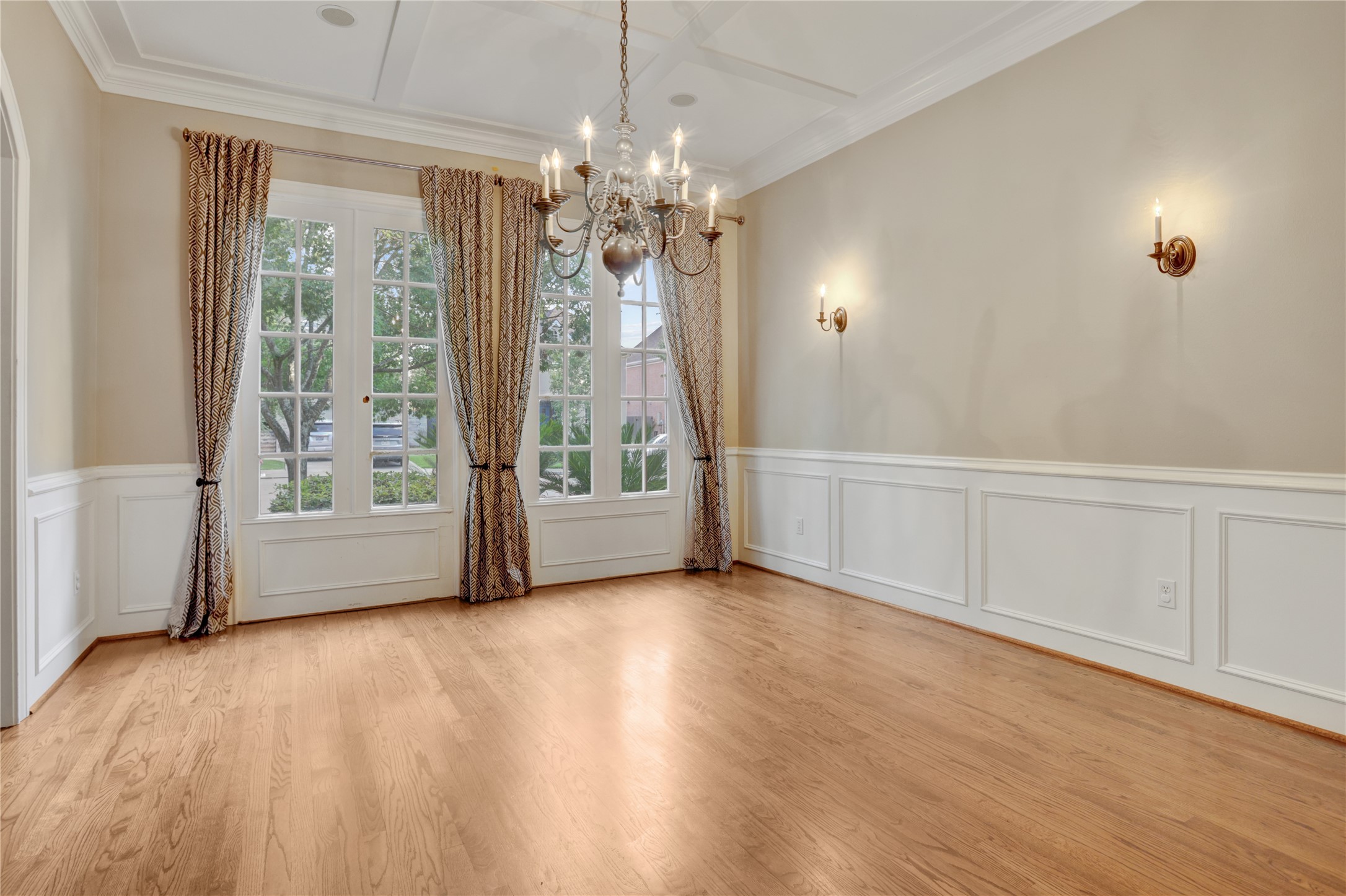 3502 Gramercy Street Houston, TX 77025 - Photo 7 of 41