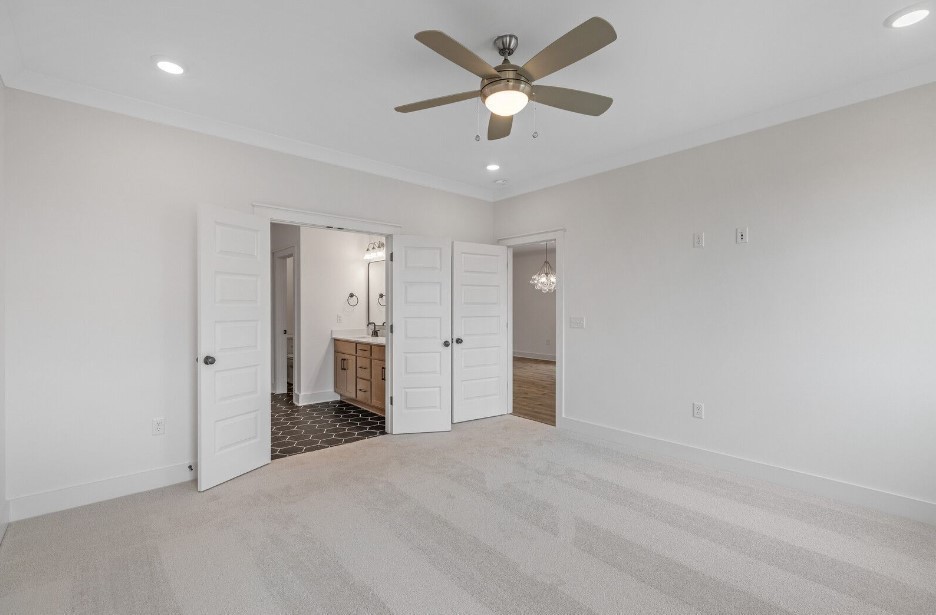 826 Sugarbush Ln Spring Hill Spring Hill, TN 37174 - Photo 9 of 18 an empty room with closet and a ceiling fan