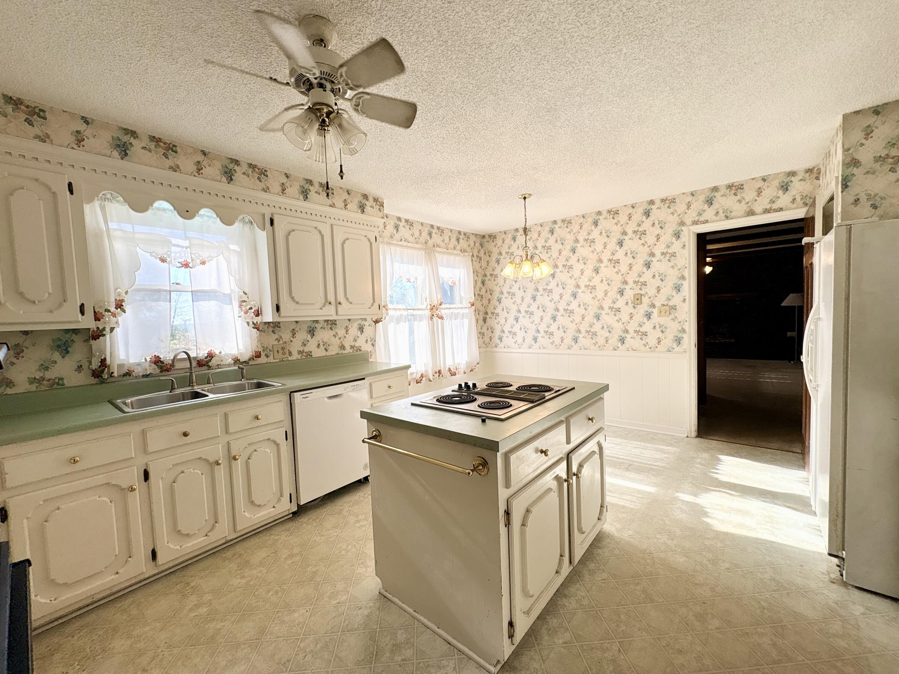 1409 Fairview Road Pelion, SC 29123 - Photo 19 of 52