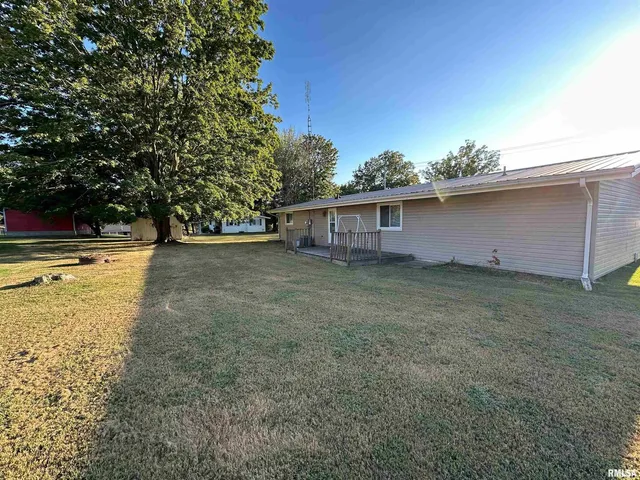 $185,000 | 14930 County Road 1600 East, Teutopolis, IL 62467