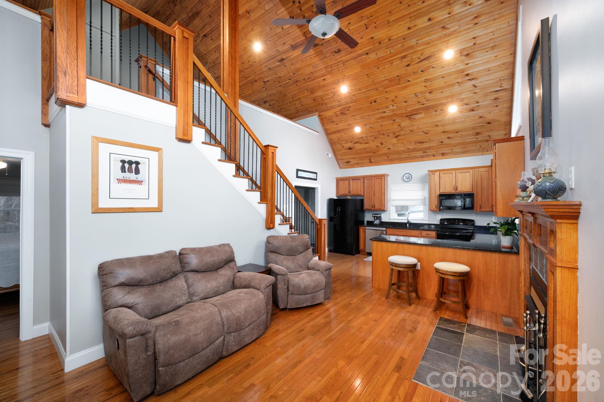 69 Heslar Way Marshall, NC 28753 - Photo 11 of 39