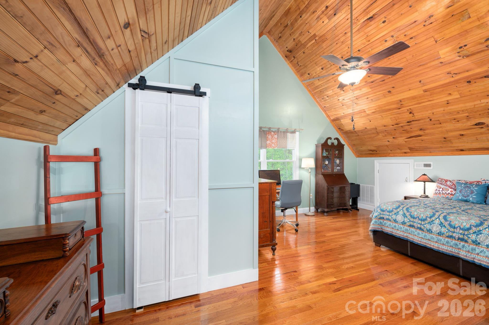 69 Heslar Way Marshall, NC 28753 - Photo 18 of 39