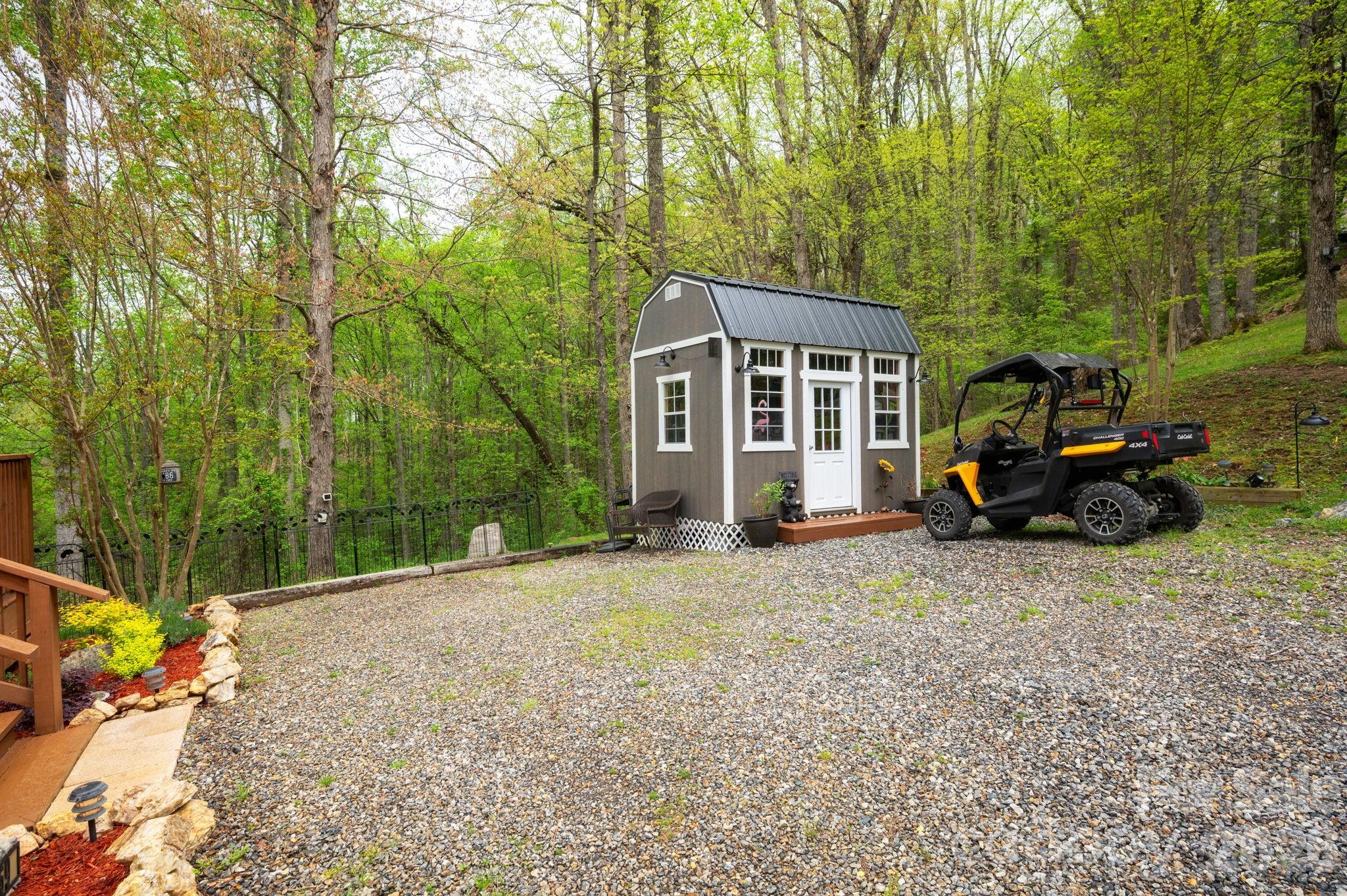 69 Heslar Way Marshall, NC 28753 - Photo 31 of 39