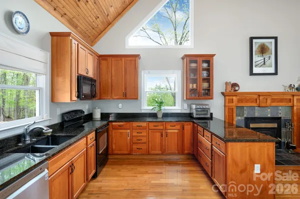 $539,000 | 69 Heslar Way, Marshall, NC 28753