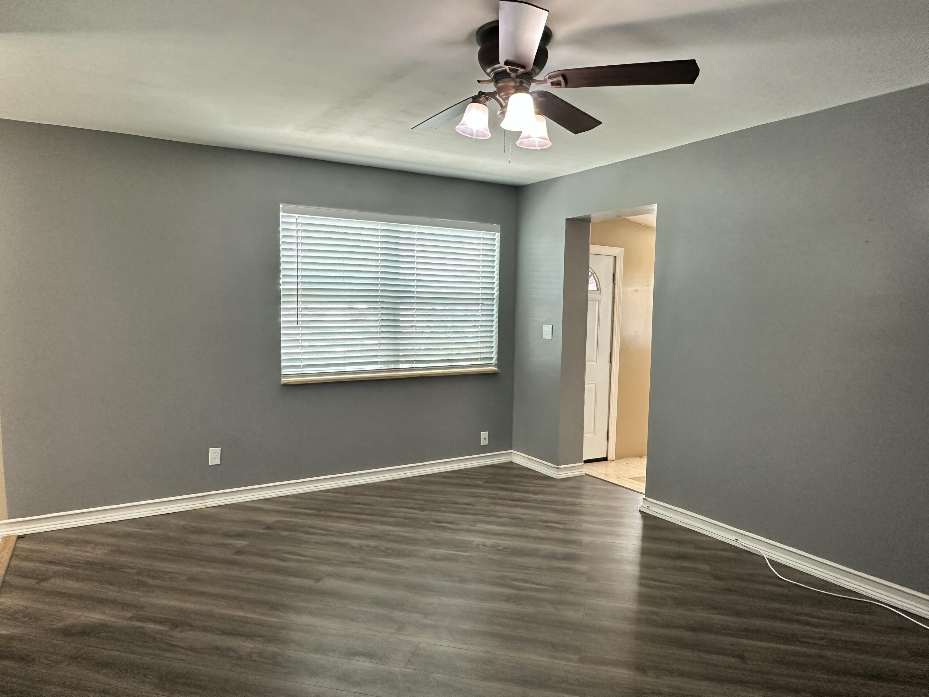 1005 Northwest 5th Street Okeechobee, FL 34972 - Photo 6 of 19 IMG_8375