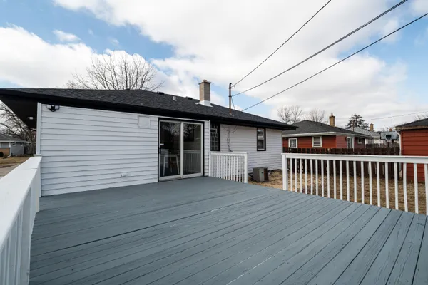 $289,900 | 8600 West Crossfield Avenue, Milwaukee, WI 53225