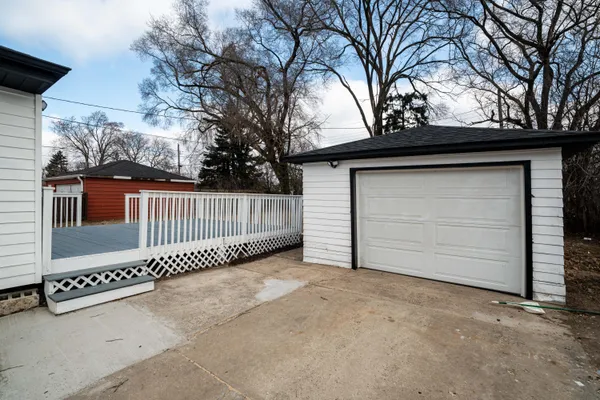 $289,900 | 8600 West Crossfield Avenue, Milwaukee, WI 53225