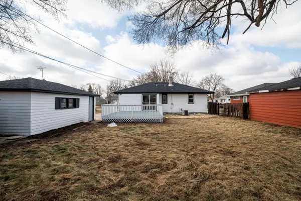$289,900 | 8600 West Crossfield Avenue, Milwaukee, WI 53225