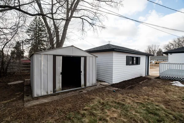 $289,900 | 8600 West Crossfield Avenue, Milwaukee, WI 53225