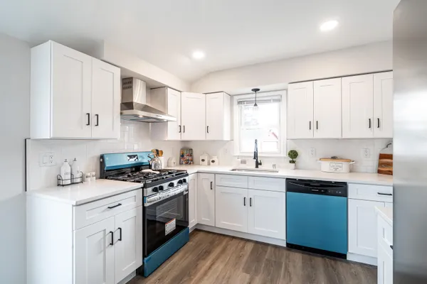 $289,900 | 8600 West Crossfield Avenue, Milwaukee, WI 53225