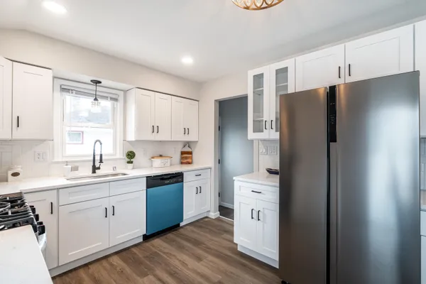 $289,900 | 8600 West Crossfield Avenue, Milwaukee, WI 53225