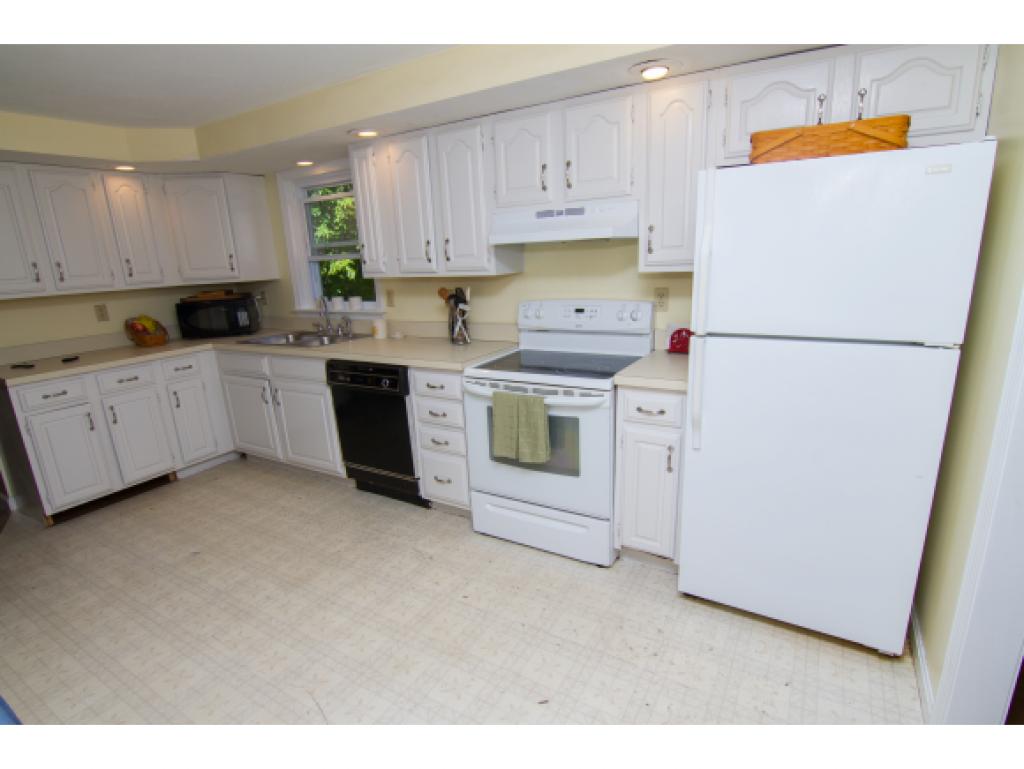 36 Shannon Road Hampstead, NH 03841 - Photo 7 of 26