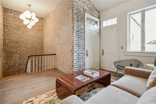 $4,600 | 1132 Tchoupitoulas Street, New Orleans, LA 70130