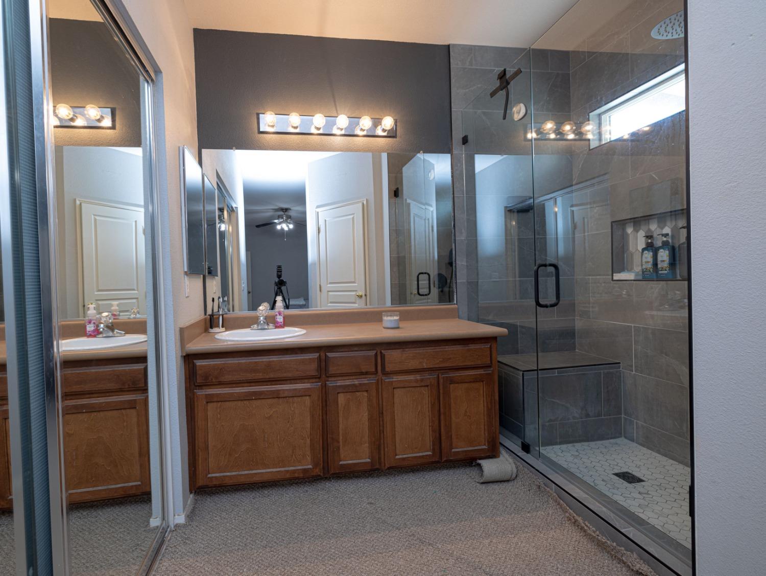 2139 West Rio Hondo Way Hanford, CA 93230 - Photo 17 of 20 Gallery Image 17