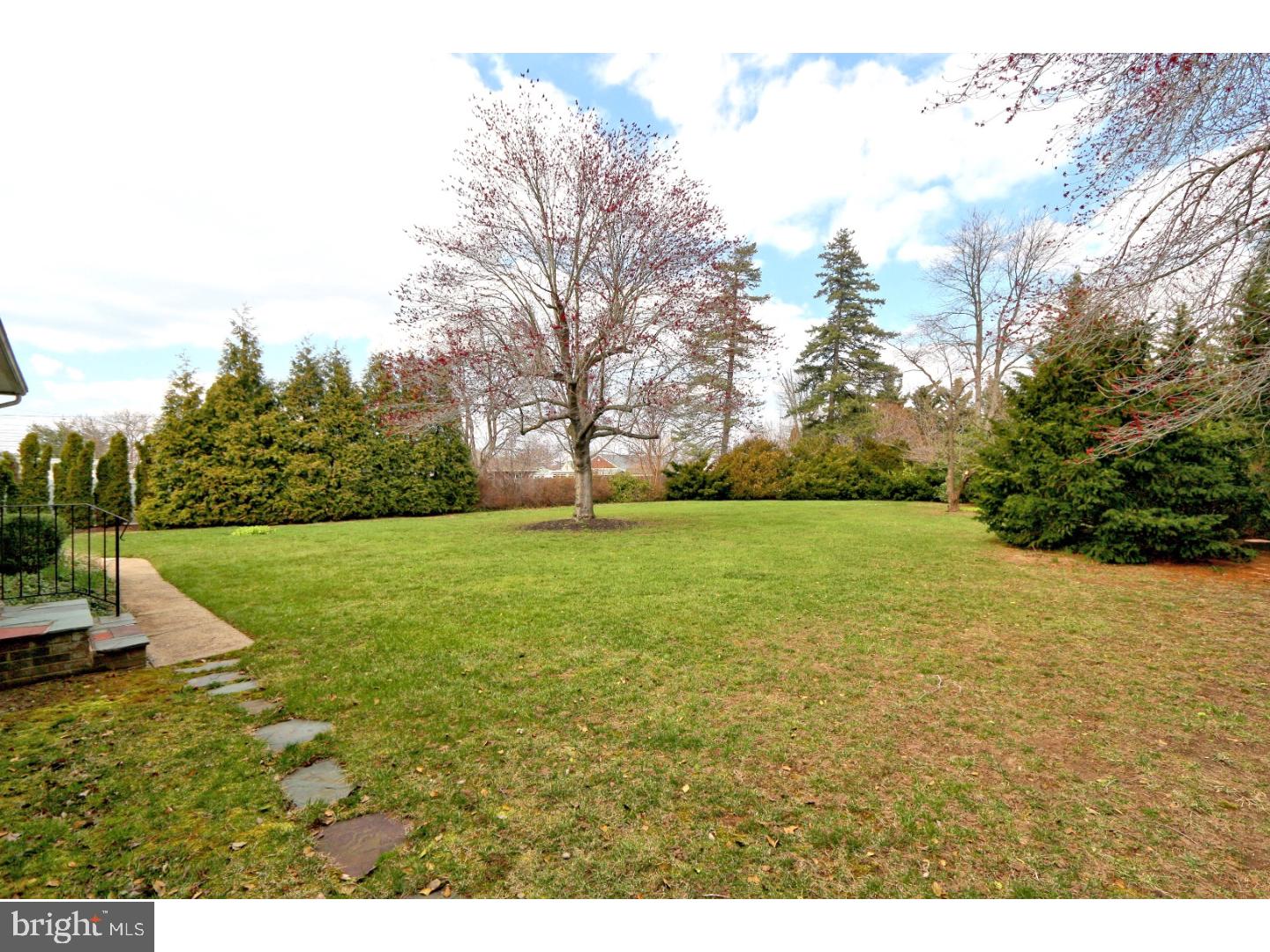 533 Rutgers Avenue Burlington, NJ 08016 - Photo 22 of 23 Gallery Image 22
