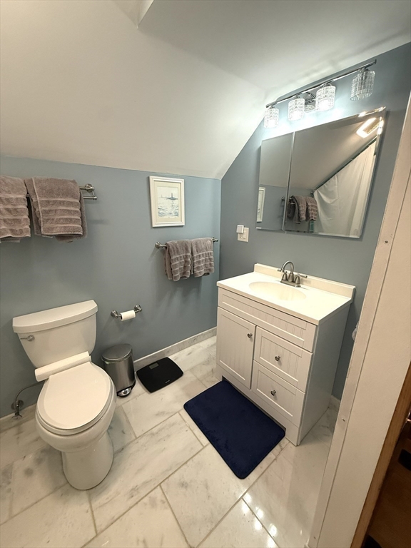 7 Grand Street Reading, MA 01867 - Photo 21 of 28