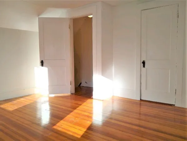 $4,250 | 7 Grand Street, Reading, MA 01867