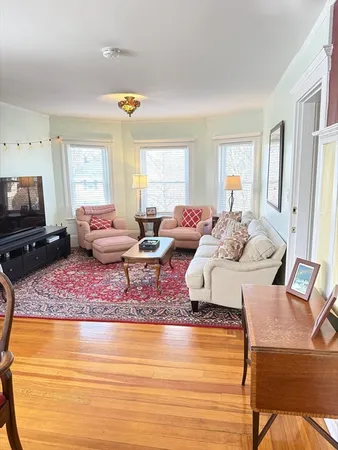 $4,250 | 7 Grand Street, Reading, MA 01867