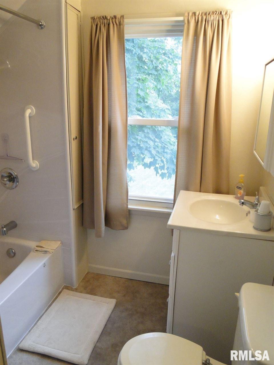20710 North 150th Road Vermont, IL 61484 - Photo 17 of 26
