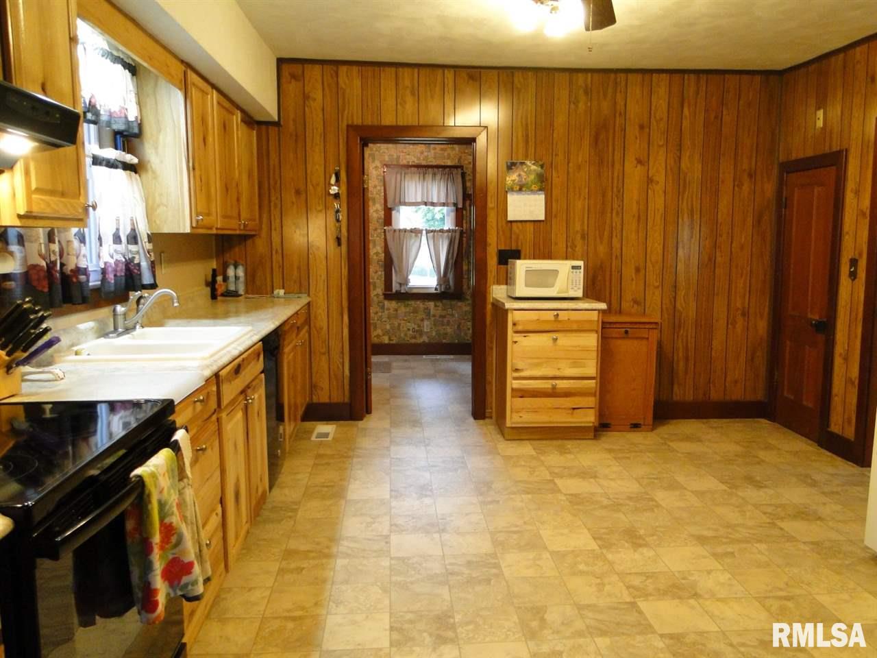 20710 North 150th Road Vermont, IL 61484 - Photo 8 of 26
