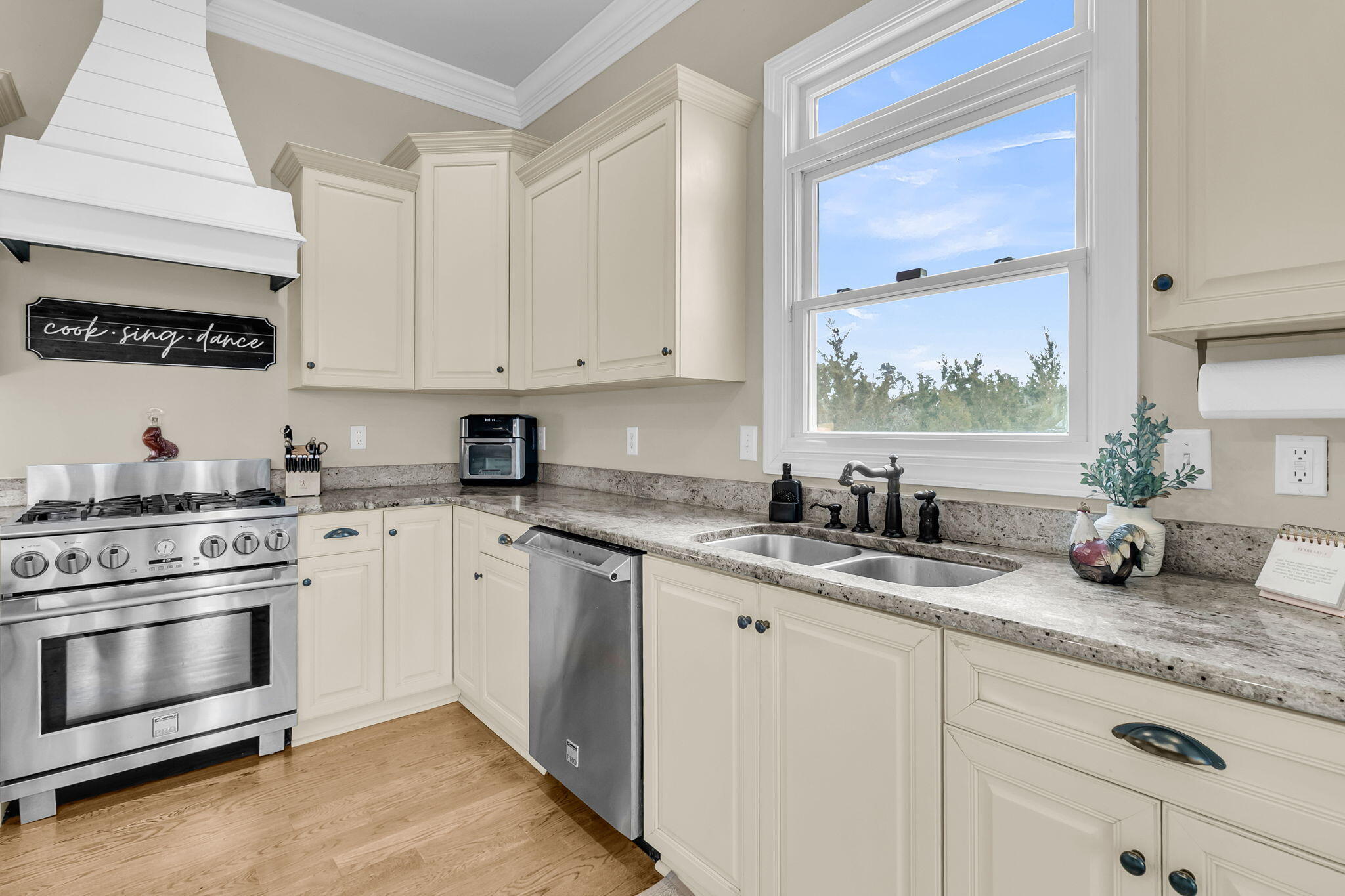 1924 Shields Lane Mount Pleasant, SC 29466 - Photo 22 of 97 CREM - 1924 Shields Ln-86