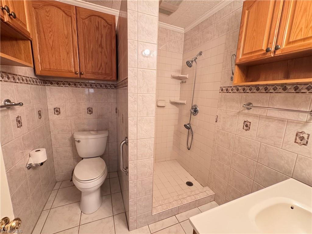 127 Young Street Elkin, NC 28621 - Photo 12 of 23