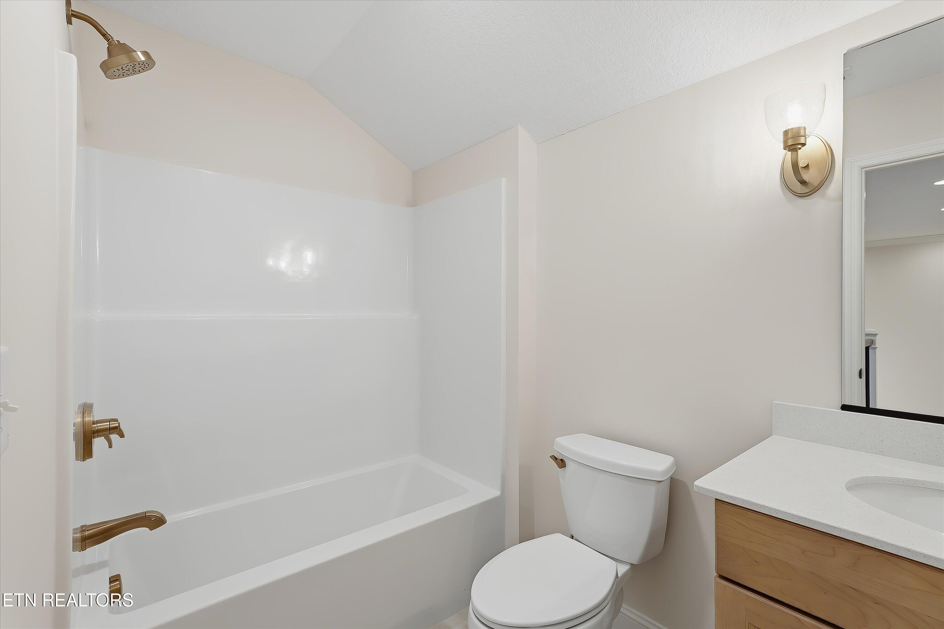 914 Shasta Daisy Road Farragut, TN 37934 - Photo 16 of 36 27-914 Shasta Daisy Rd-27