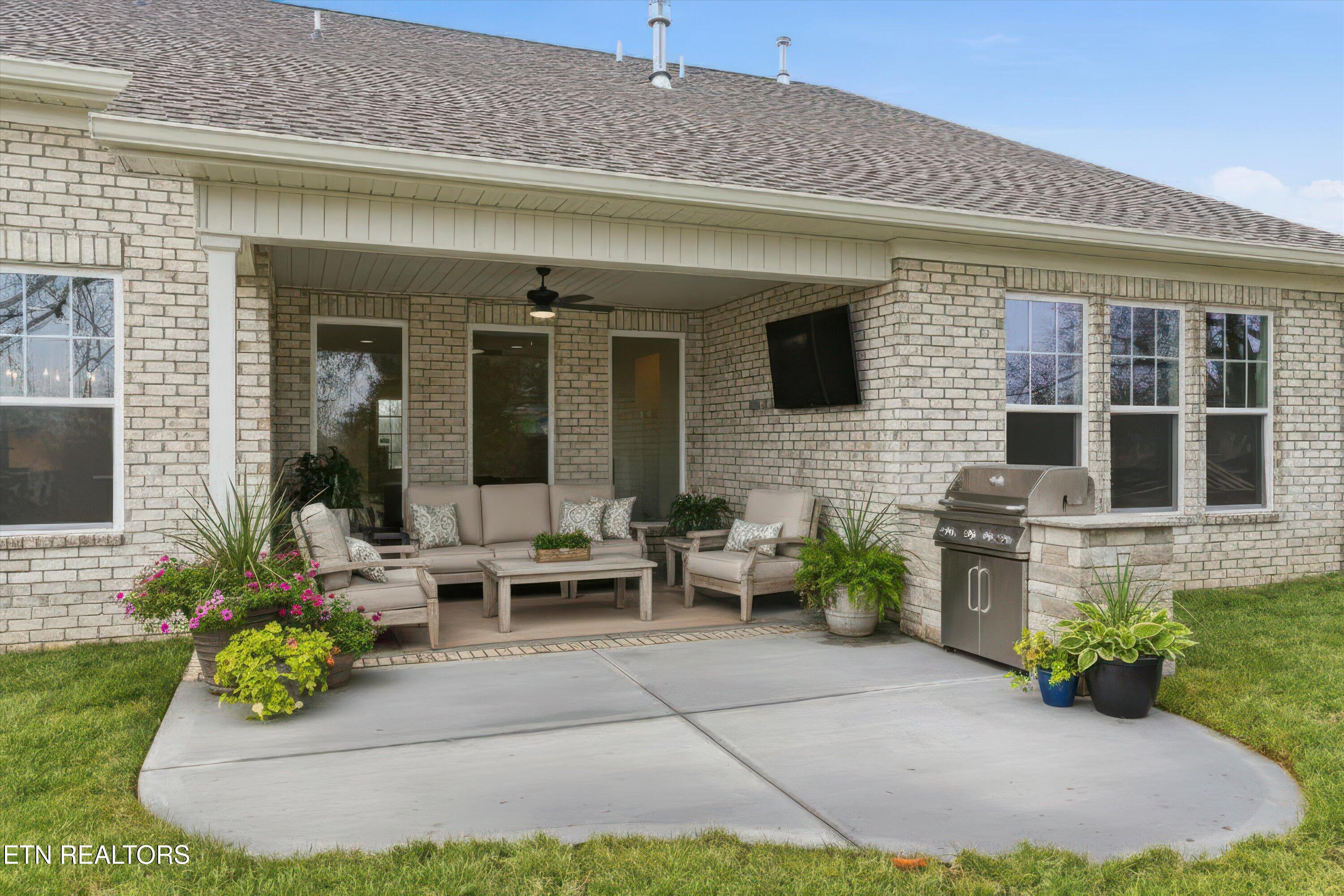 914 Shasta Daisy Road Farragut, TN 37934 - Photo 17 of 36 49-914 Shasta Daisy Rd-49