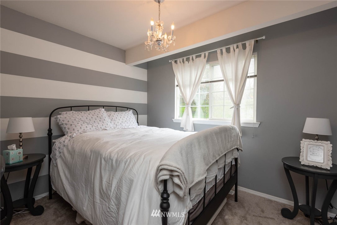 12102 Northeast 169th Street Bothell, WA 98011 - Photo 22 of 29 Gallery Image 22