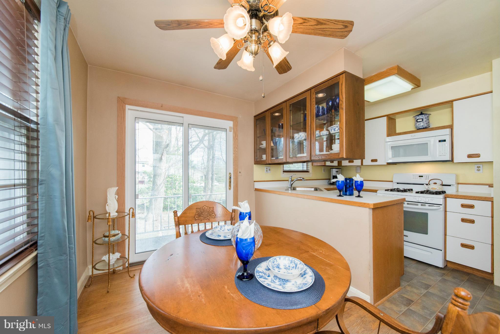 8101 Conduit Road Baltimore, MD 21234 - Photo 7 of 30 Dining Room