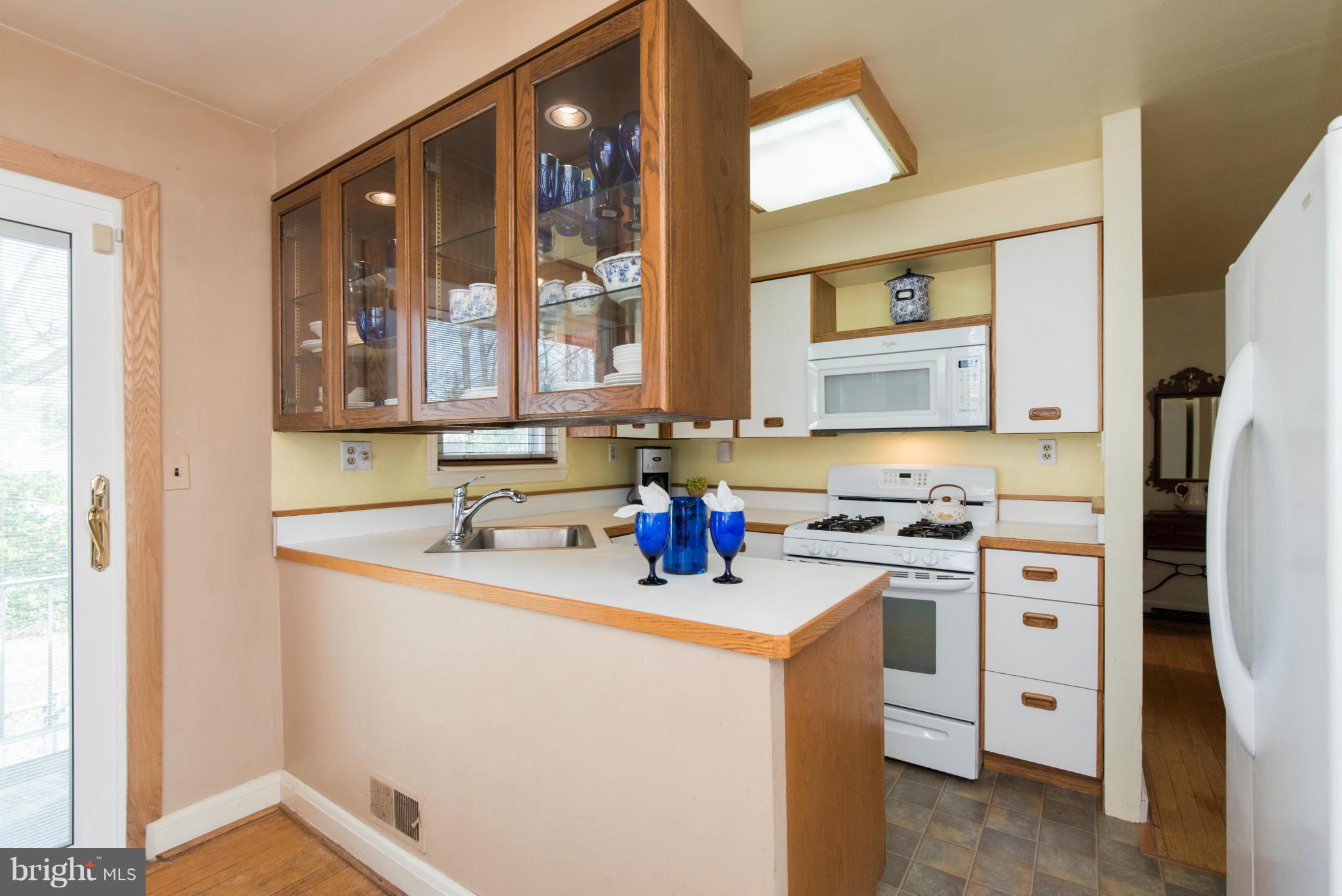 8101 Conduit Road Baltimore, MD 21234 - Photo 8 of 30 Kitchen