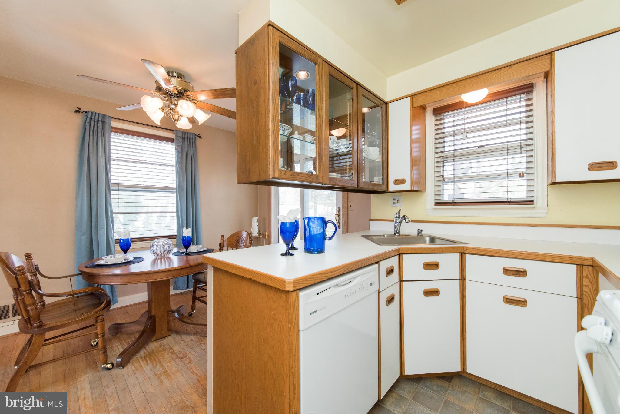 8101 Conduit Road Baltimore, MD 21234 - Photo 10 of 30 Kitchen