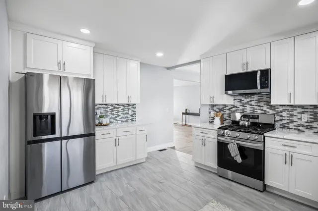 $550,000 | 23 Grandview Avenue, Williamstown, NJ 08094