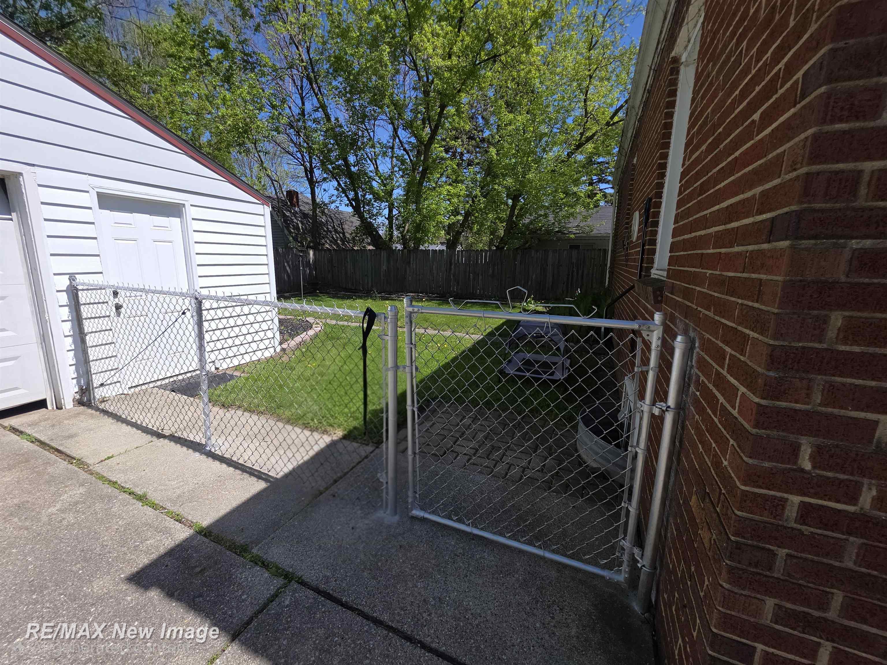 2906 Brandon Street Flint, MI 48503 - Photo 42 of 42