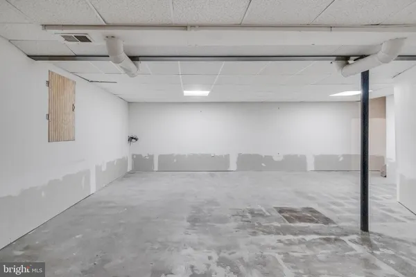 a view of a room with an empty space