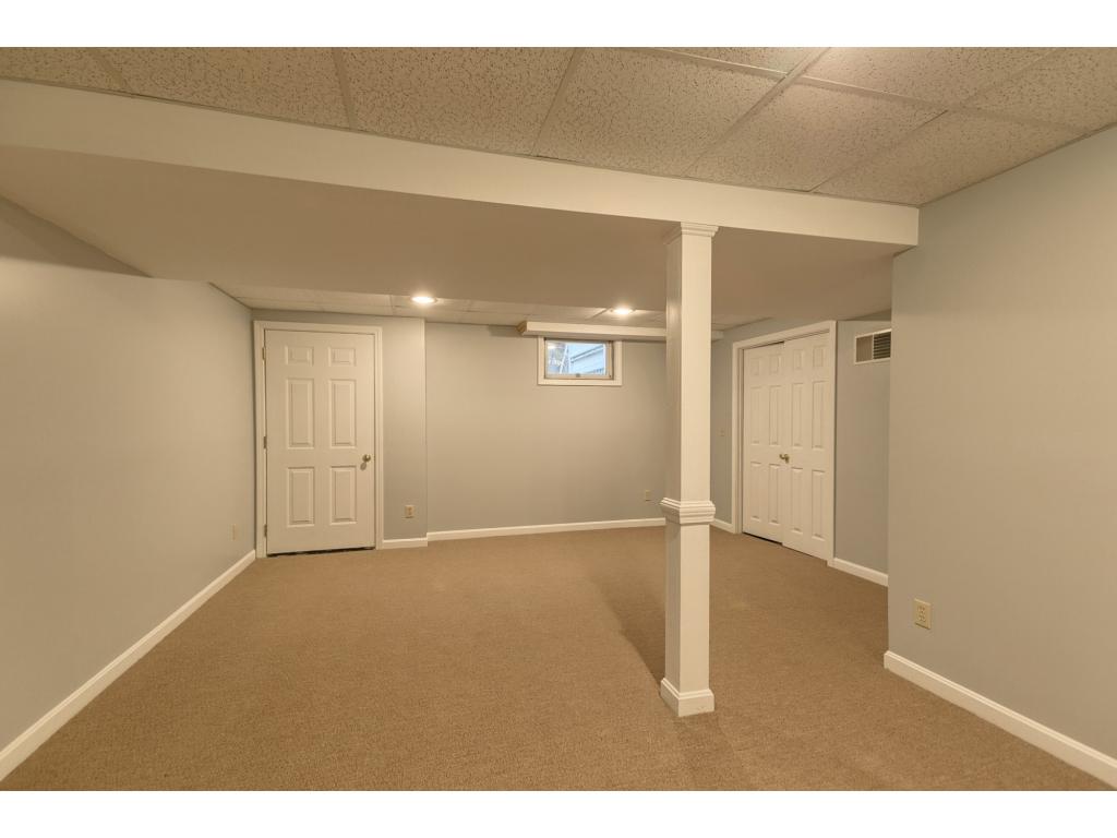 6 Squirrel Run Road Plaistow, NH 03865 - Photo 22 of 30 Gallery Image 22