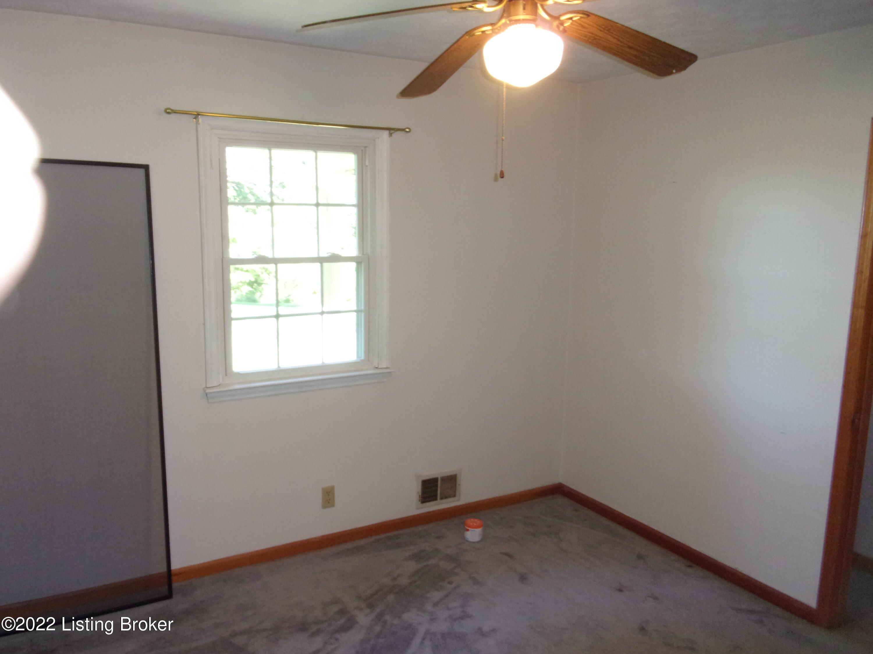 9509 Lawrenceburg Road Chaplin, KY 40012 - Photo 19 of 25 101_4247