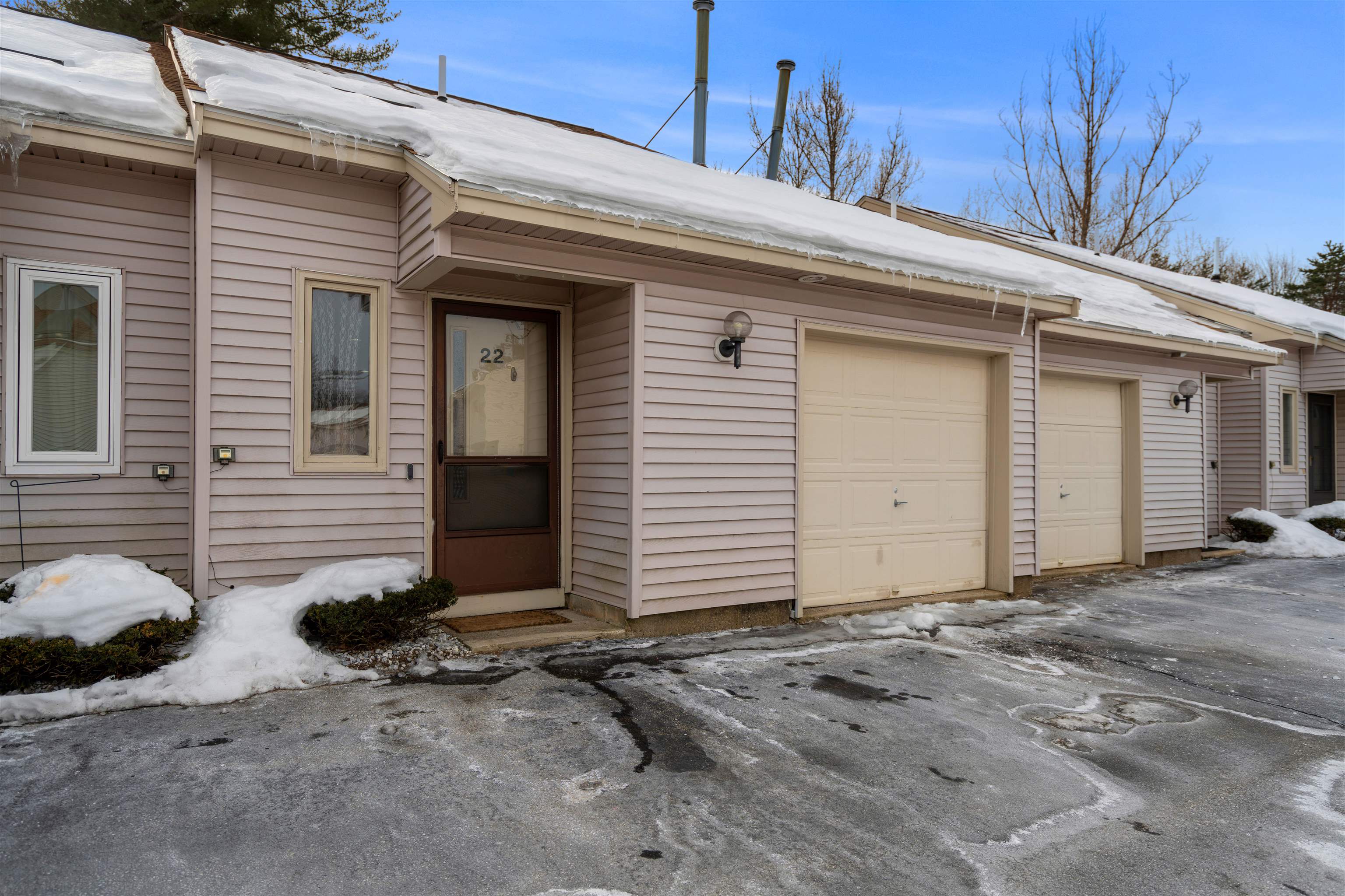 22 Bramber II Rochester, NH 03867 - Photo 1 of 29 Gallery Image 1