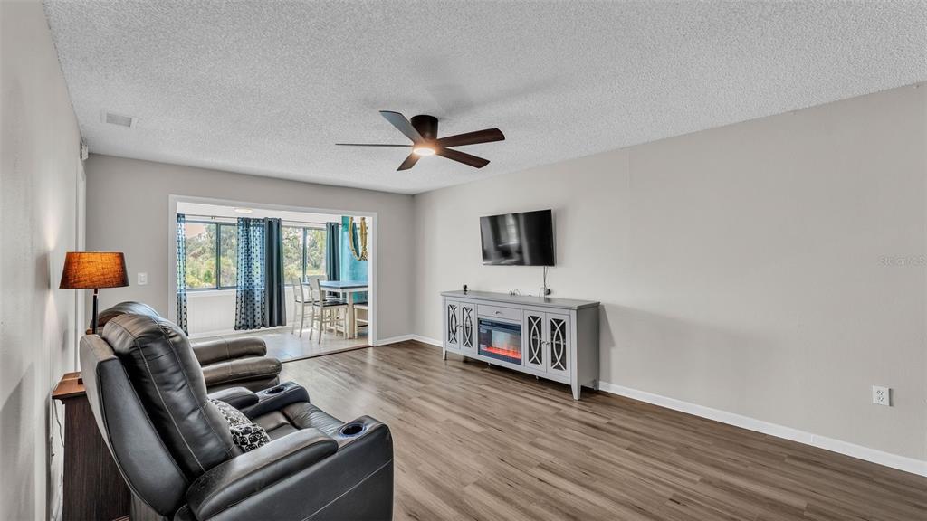 6056 Topher Trail Mulberry, FL 33860 - Photo 9 of 45