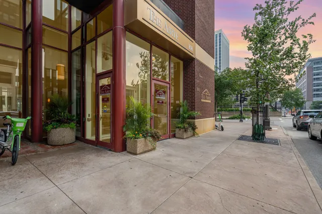 $475,000 | 168 6th Street East, Unit 4302, St. Paul, MN 55101