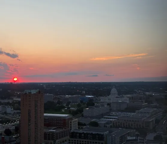 $475,000 | 168 6th Street East, Unit 4302, St. Paul, MN 55101