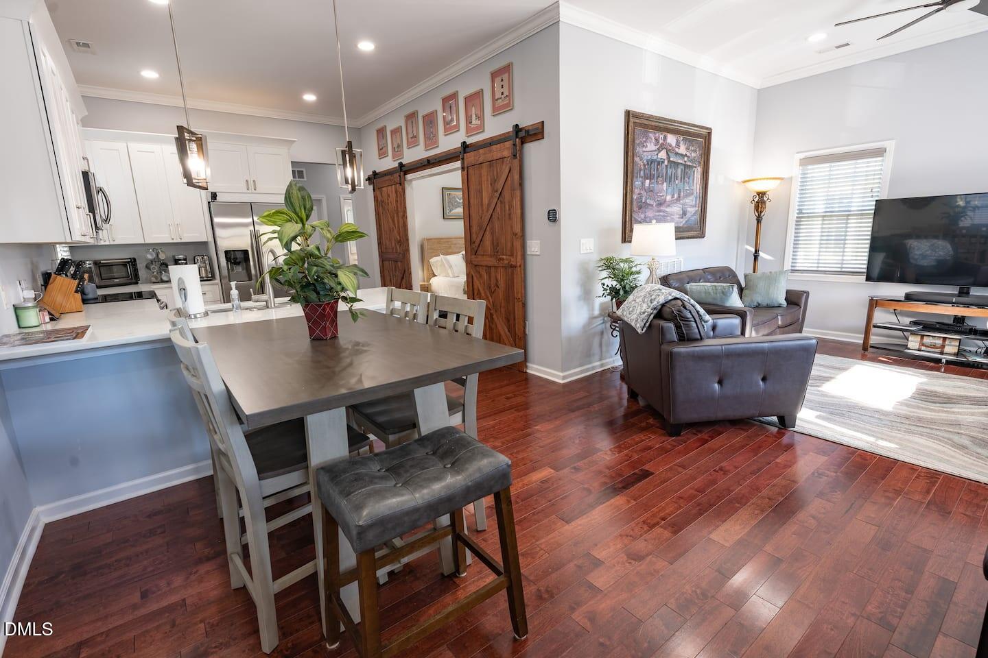 213 East South Street Raleigh, NC 27601 - Photo 5 of 13
