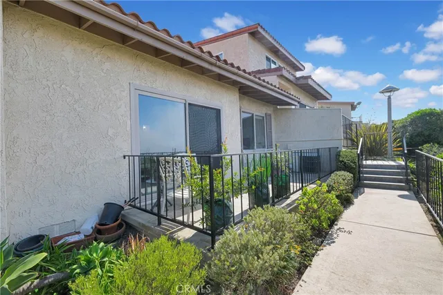 $1,175,000 | 28127 Ridgethorne Court, Rancho Palos Verdes, CA 90275
