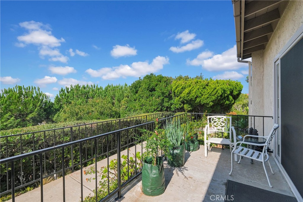 28127 Ridgethorne Court Rancho Palos Verdes, CA 90275 - Photo 35 of 36 a view of a balcony with chairs