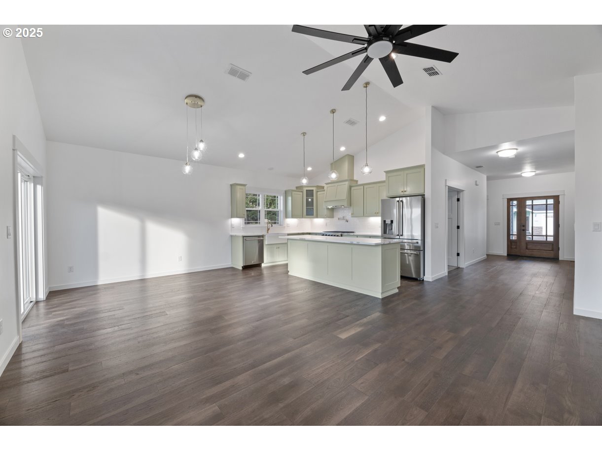 1240 Lighthouse Lane Brookings, OR 97415 - Photo 14 of 32