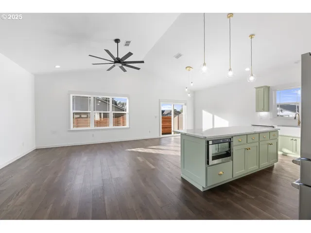 $674,900 | 1240 Lighthouse Lane, Brookings, OR 97415